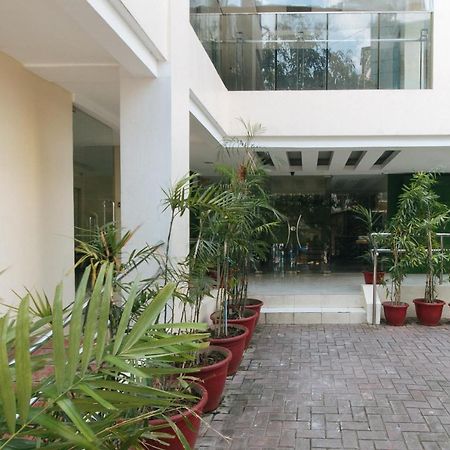 Urbanview At San Antonio'S Place Sampaloc Manila Bagian luar foto