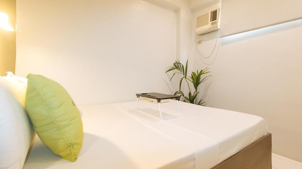 Urbanview At San Antonio'S Place Sampaloc Manila Bagian luar foto