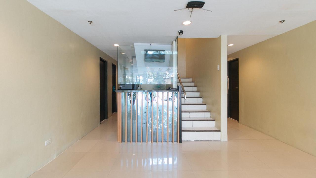 Urbanview At San Antonio'S Place Sampaloc Manila Bagian luar foto